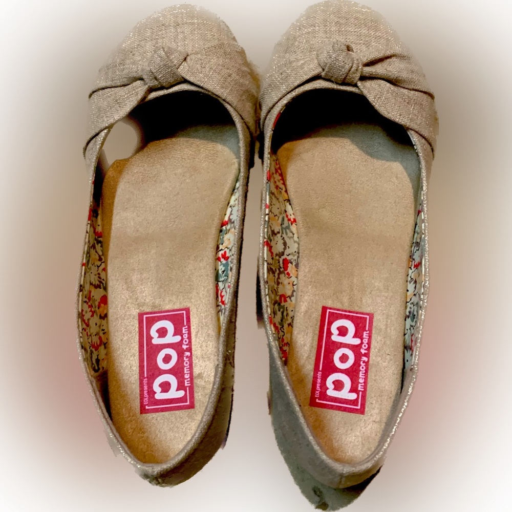 Brand = Pop, Size 8W, Color = Beige, Textile Upper